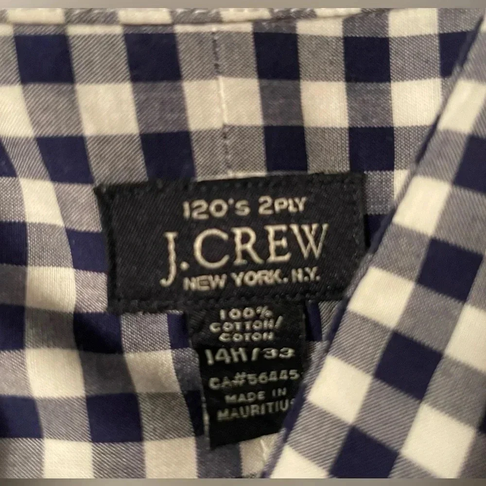 100% cotton J Crew Poplin Button up